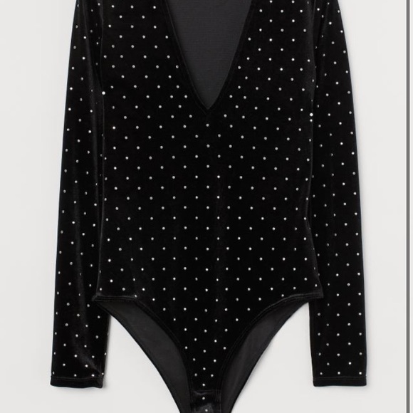 H&M V-Neck Bodysuit - Picture 2 of 3